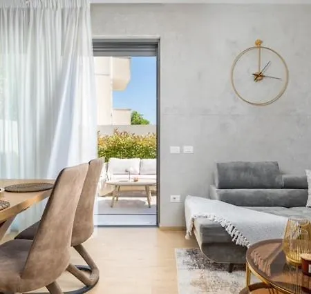 Lux Liburni - New * 풀라